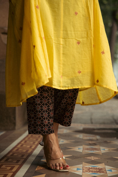 Genda Phool Khadi Cotton Jamdani Kalidaar Kurta